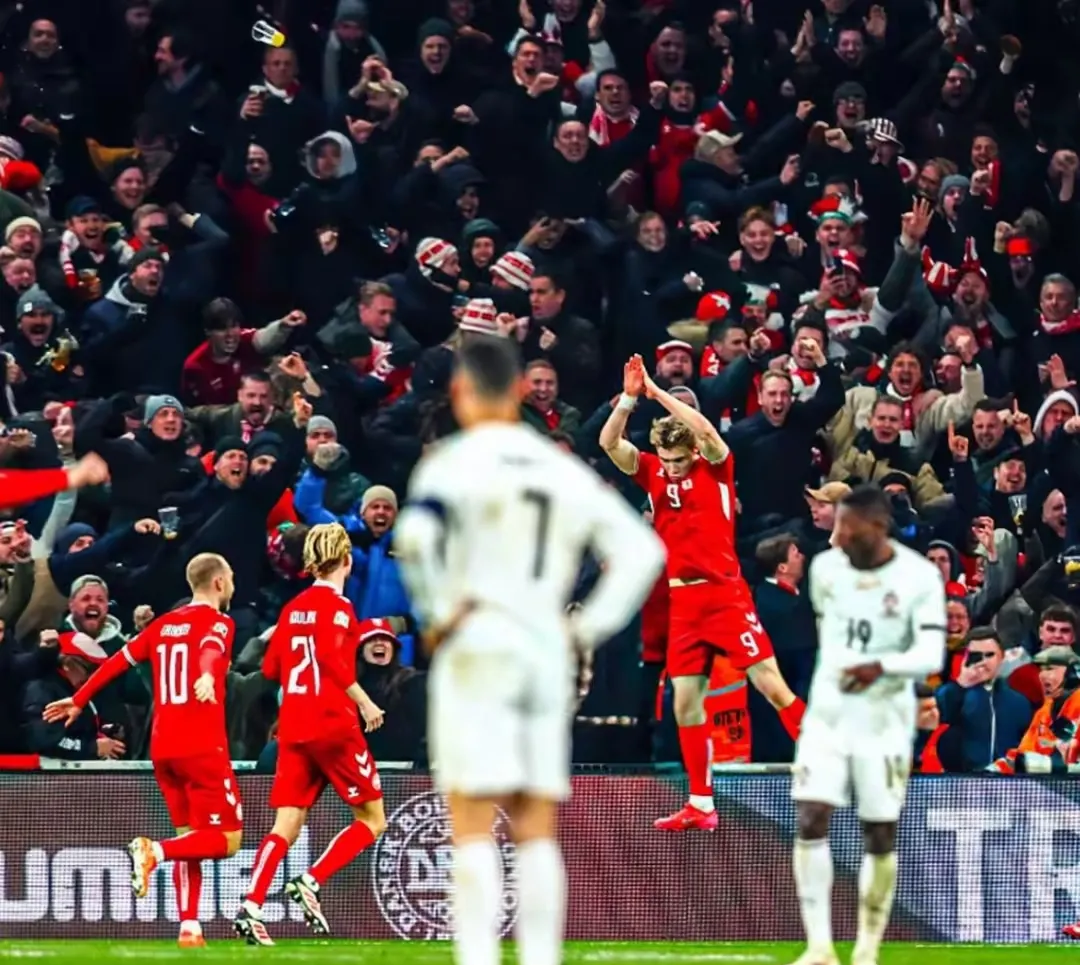 开云入口-C罗与60激战TES分钟，险胜胜负难料！，东契奇焦点对战赛场气氛高涨的简单介绍-开云入口