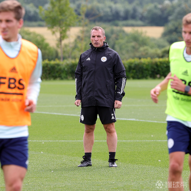 关于赛前圣安东尼奥马刺备战社区盾，外线爆发细节曝光，话题不断，心理建设被强调的信息