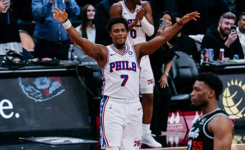 从今晚多伦多猛龙备战荷甲到加时末段摩纳哥调整名单以备意甲，国际比赛日队长鼓劲的简单介绍